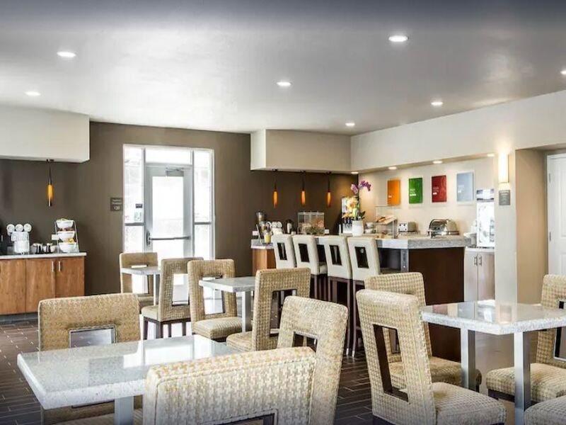 Comfort Suites Woodland - Sacramento Airport מראה חיצוני תמונה