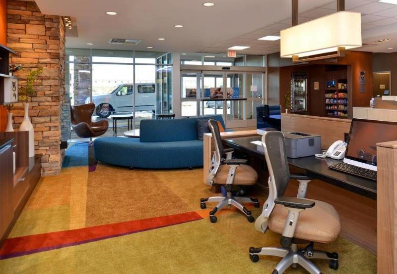 Comfort Suites Woodland - Sacramento Airport מראה חיצוני תמונה